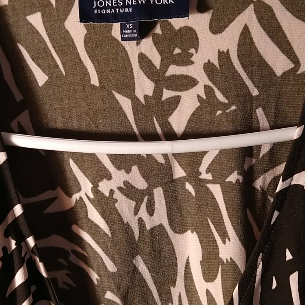 Blouse - Picture 2 of 4